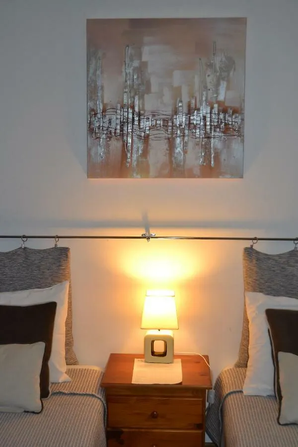 Central Suite In Funchal 2N 0*, Фуншал